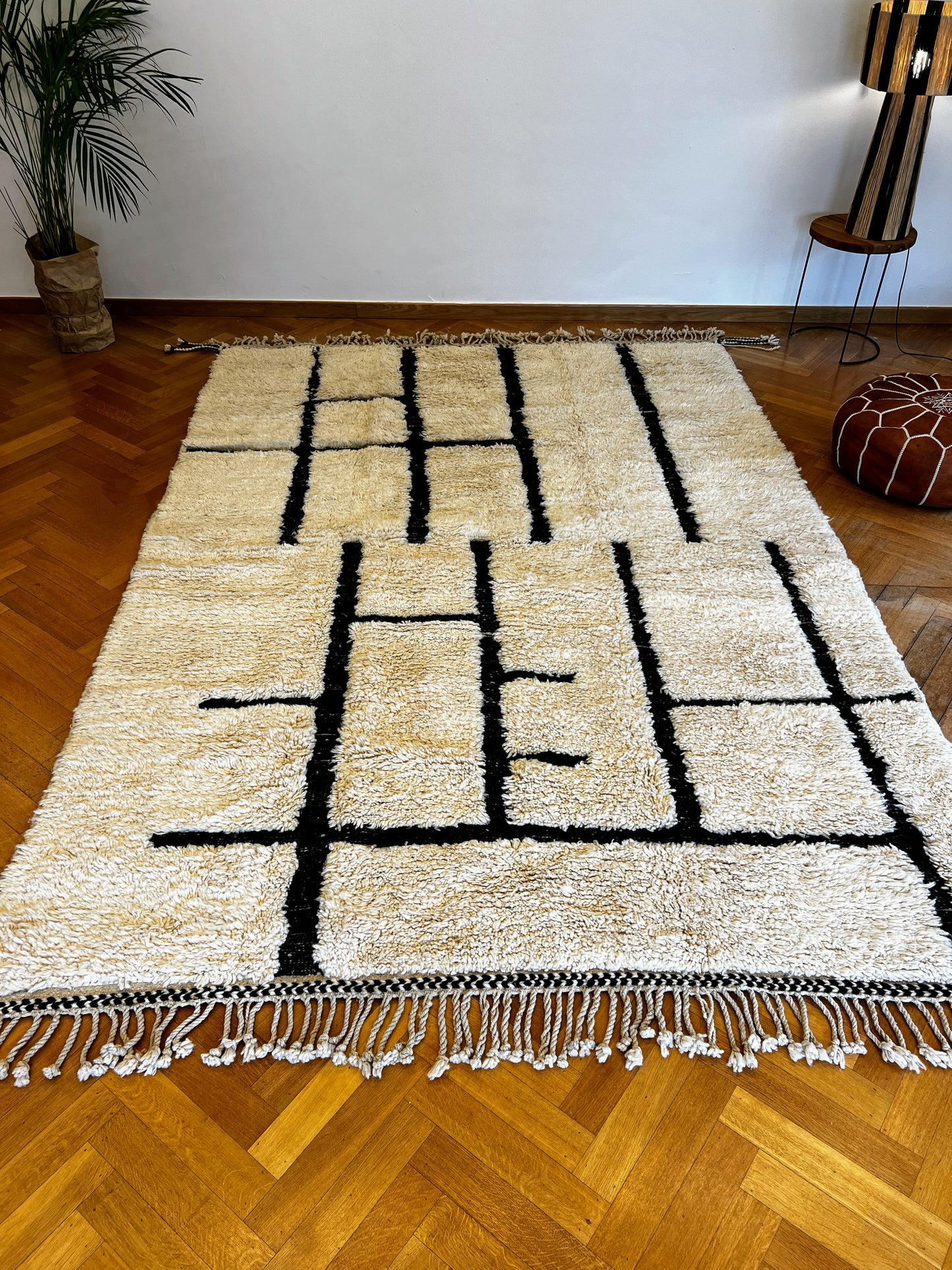 NICHEN: Tapis Beni Ouarain 100% laine à la main 300cm x 200cm