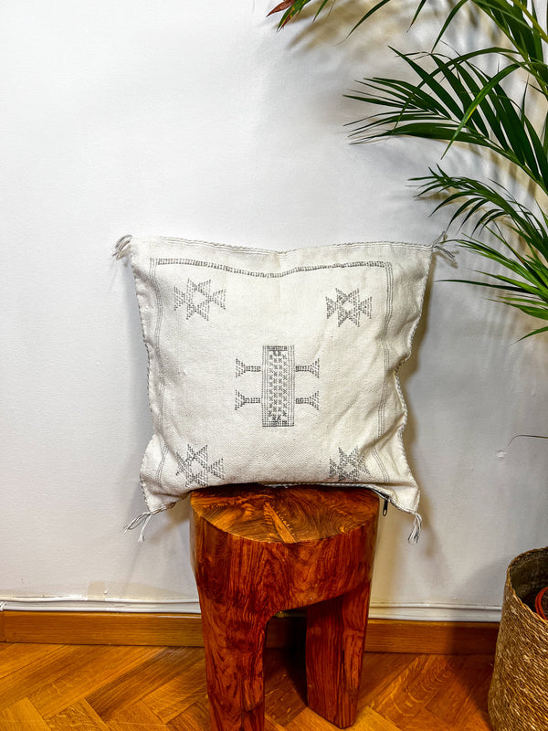 Coussin Sabra en soie de cactus N°17