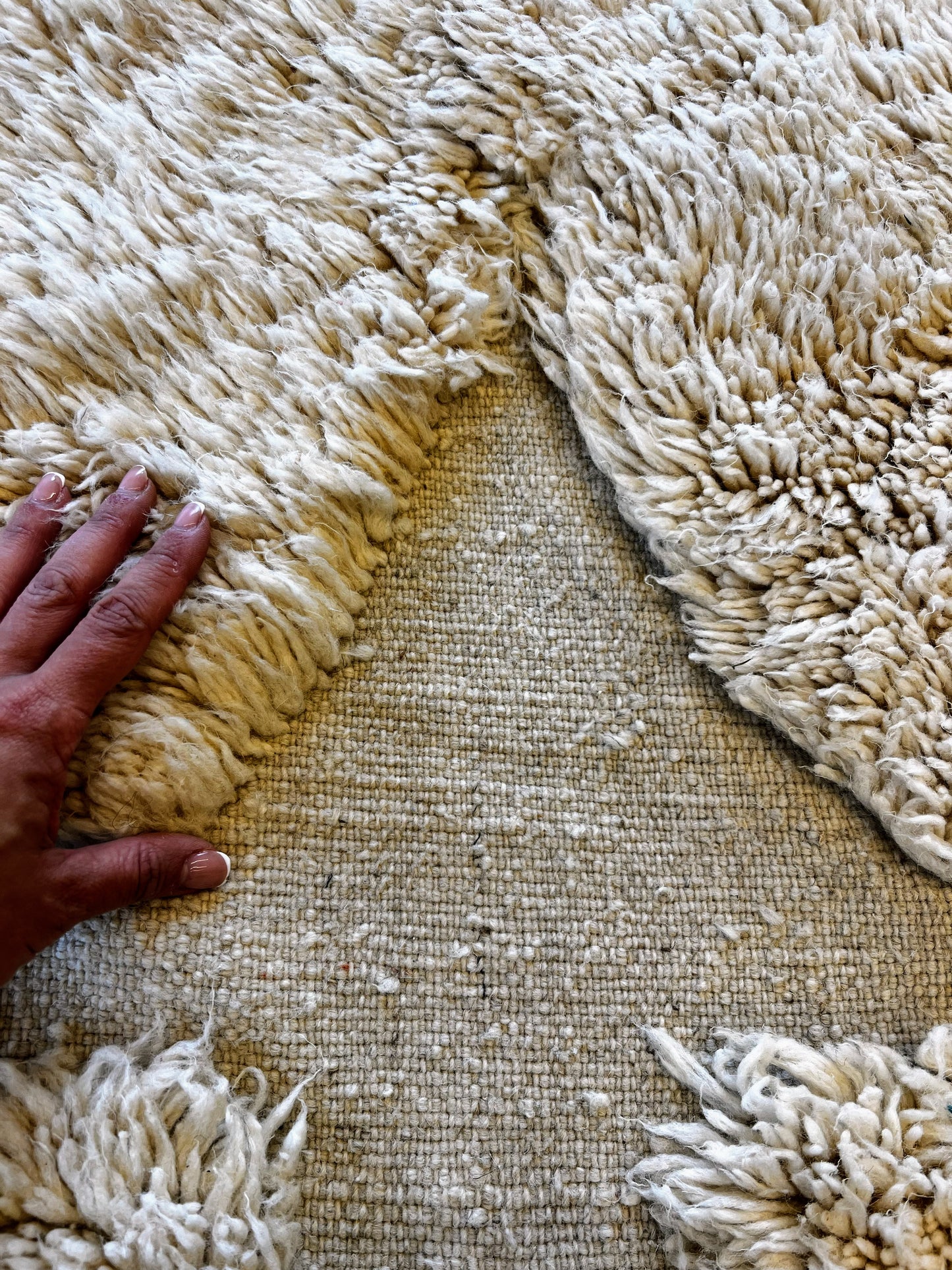 ZINA: Tapis Beni Ouarain 100% laine à la main 300cm x 200cm