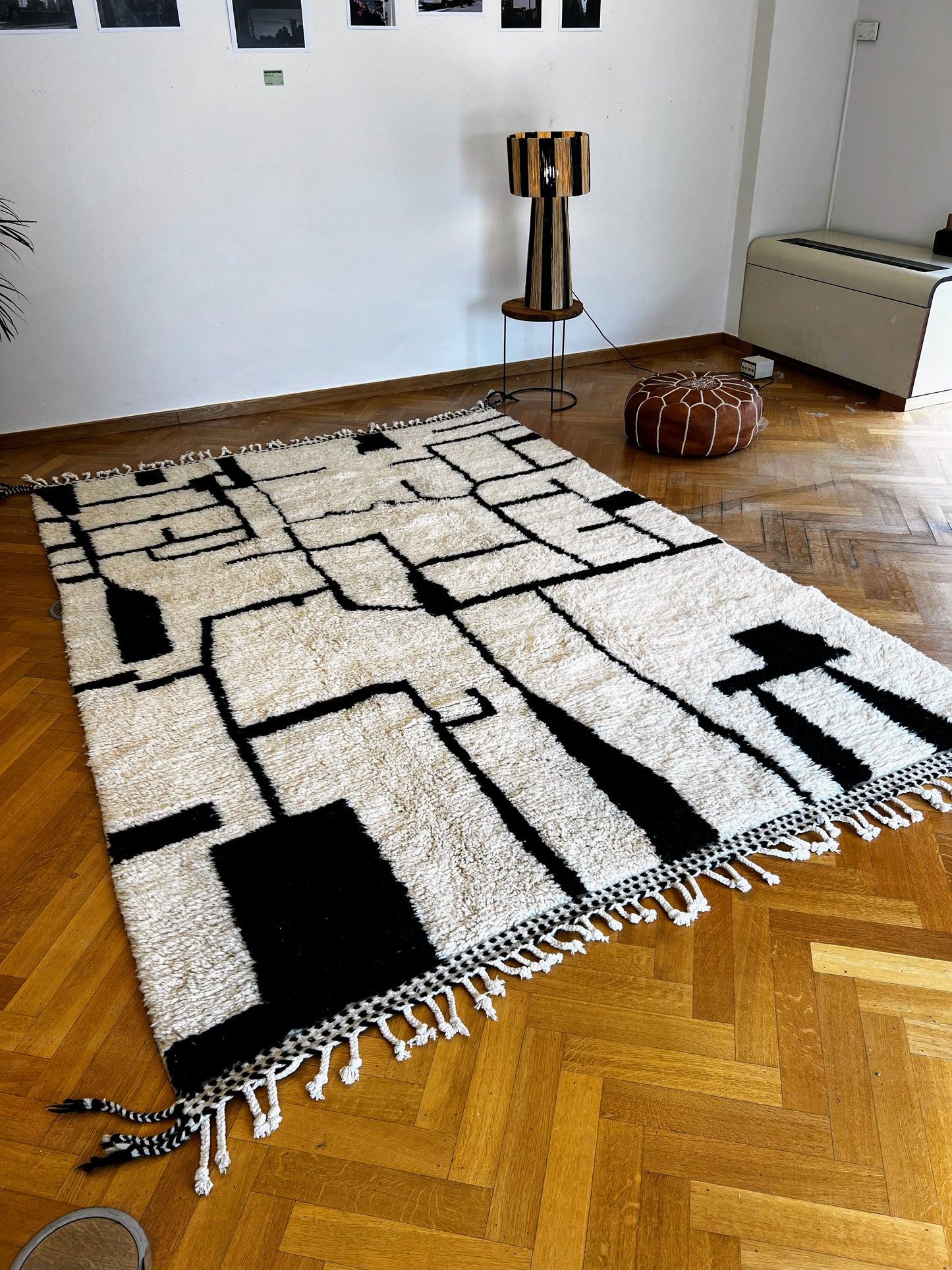 KAHLA: Tapis Beni Ouarain 100% laine à la main 300cm x 200cm